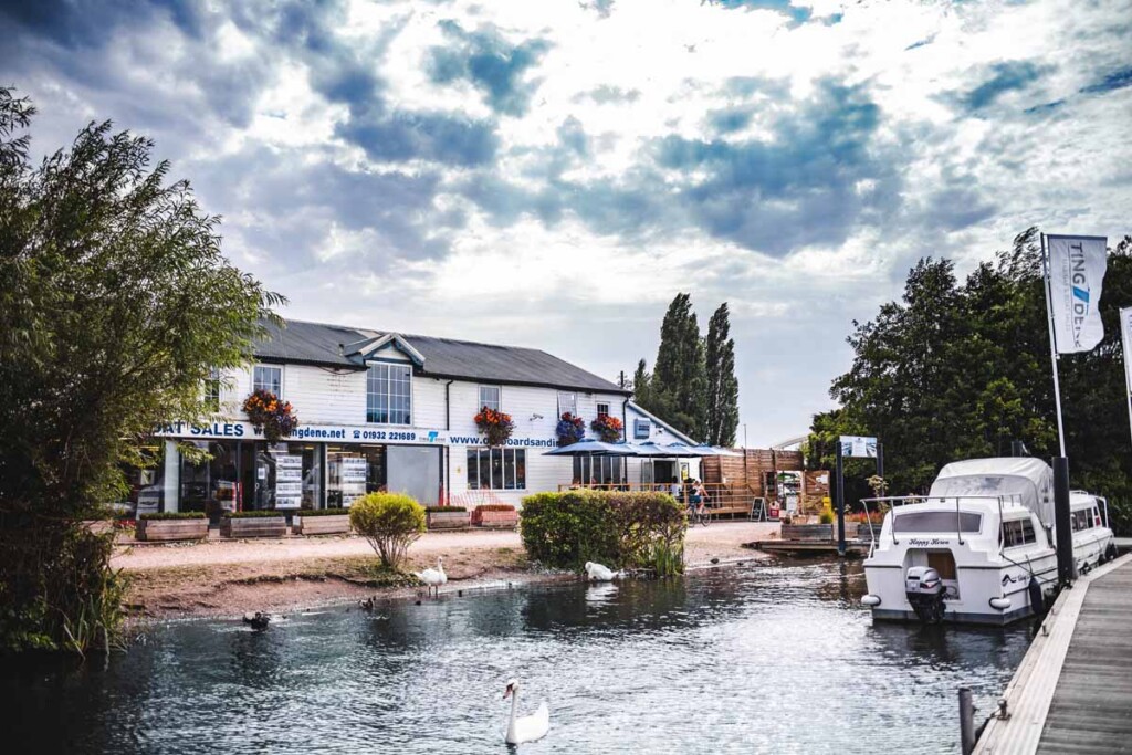 Walton Marina, Walton on Thames